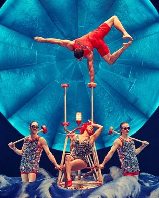 Cirque Du Soleil - Twas The Night Before